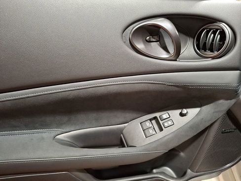 Used 2025 Nissan Z NISMO w/ Floor Mat Package image 10