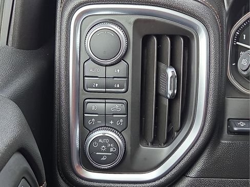 Used 2019 GMC Sierra 1500 AT4 w/ AT4 Premium Package image 22