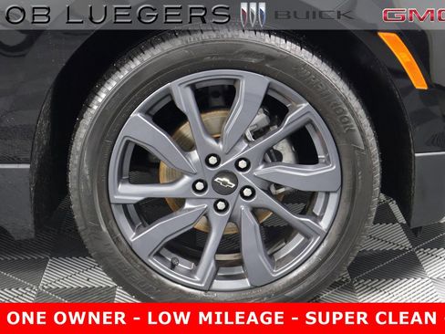 Certified 2022 Chevrolet Equinox RS w/ LPO, Floor Liner Package image 3