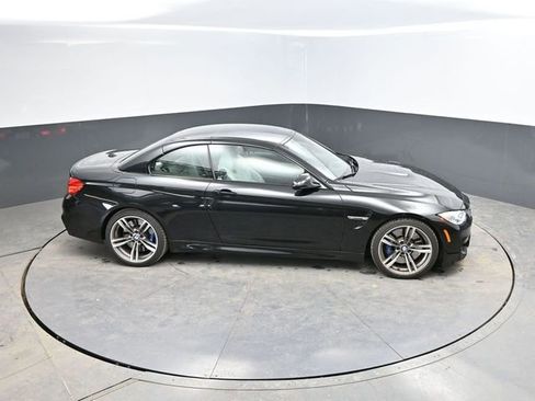 Used 2016 BMW M4 Convertible image 42