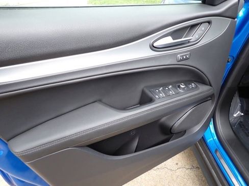 New 2025 Alfa Romeo Stelvio Sprint image 16