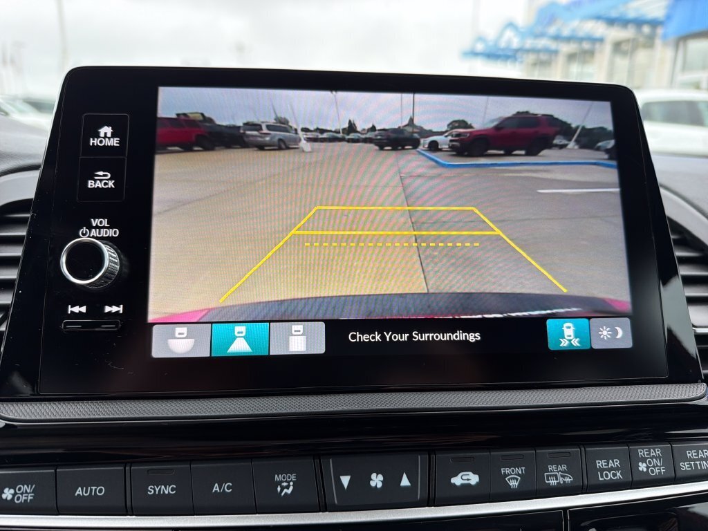 Used 2025 Honda Odyssey Sport-L image 19