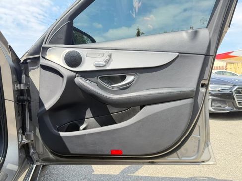 Used 2019 Mercedes-Benz C 300 4MATIC Sedan image 29