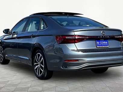 New 2026 Volkswagen Jetta SE