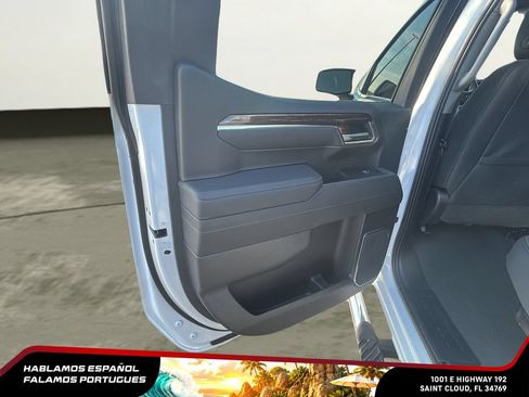 New 2026 GMC Sierra 1500 SLE w/ Preferred Package RWD image 24