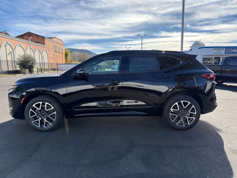 New 2026 Chevrolet Blazer RS w/ Driver Confidence II Package AWD/4WD image 5