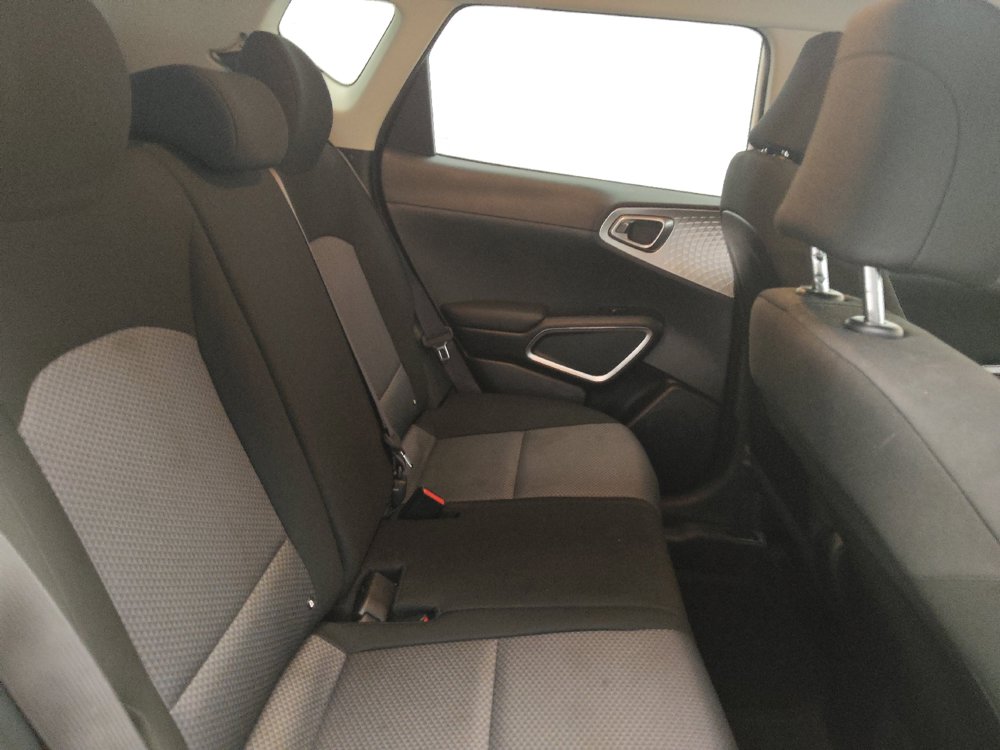 Used 2021 Kia Soul LX FWD image 19