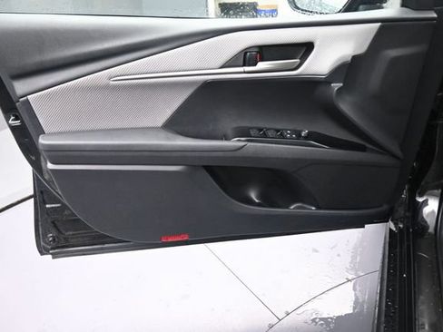 Used 2026 Toyota Camry SE FWD image 20