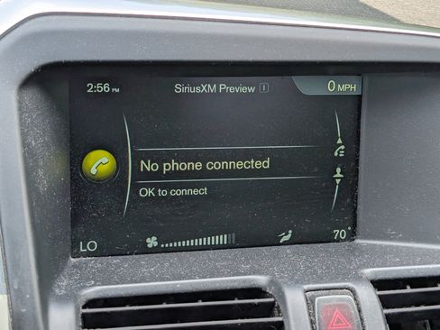 Used 2016 Volvo XC60 T5 w/ Proximity Package FWD image 31