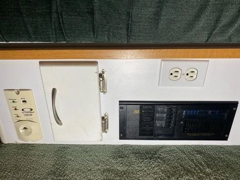 Used 2003 Chevrolet Express 3500 Extended image 41