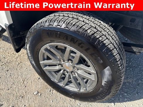 Used 2024 Chevrolet Colorado LT w/ LT Convenience Package image 29