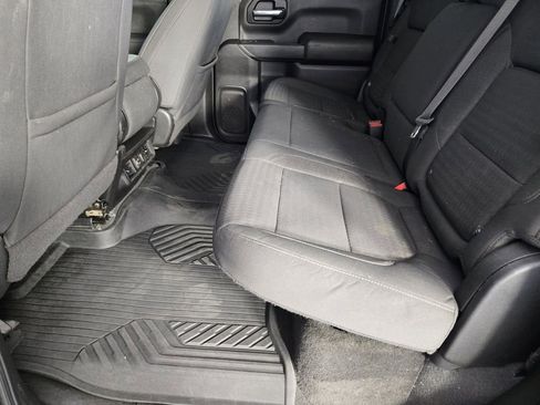 Used 2021 Chevrolet Silverado 1500 LT image 33