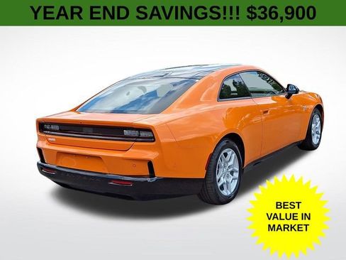 Used 2025 Dodge Charger R/T w/ Quick Order Package 25M R/T image 7