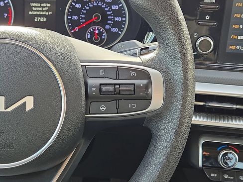 Used 2023 Kia K5 LXS FWD image 19