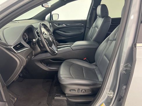 Used 2024 Buick Enclave Essence w/ Technology Package FWD image 18