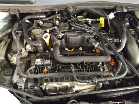 Used 2019 Ford Escape SEL FWD image 30