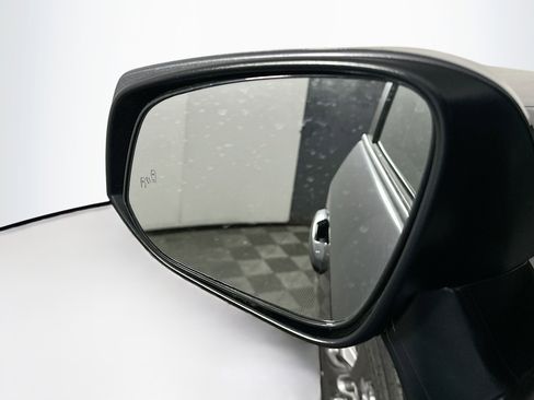 Used 2025 Toyota RAV4 XLE w/ Convenience Package image 16