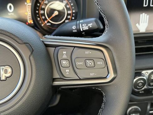 New 2025 Jeep Gladiator Sport w/ Premium Package image 23