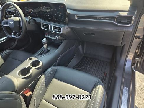 Used 2025 Ford Mustang GT Premium RWD image 20