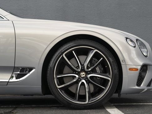Used 2020 Bentley Continental GT image 79