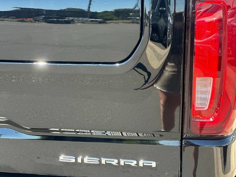 Used 2024 GMC Sierra 1500 Denali AWD/4WD image 33