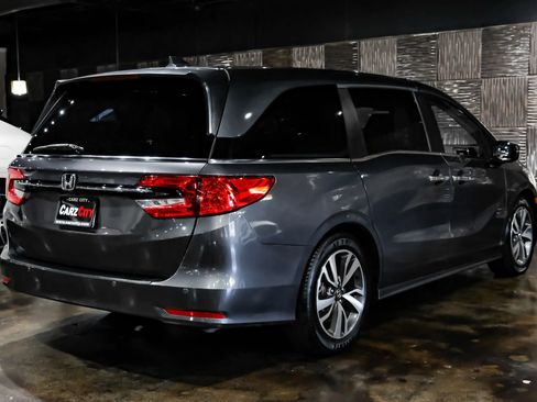 Used 2023 Honda Odyssey Touring image 9