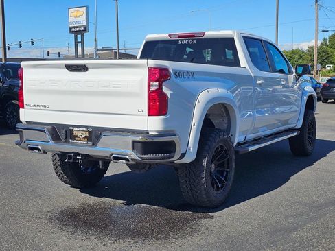 Used 2024 Chevrolet Silverado 1500 LT w/ Z71 Off-Road Package AWD/4WD image 3