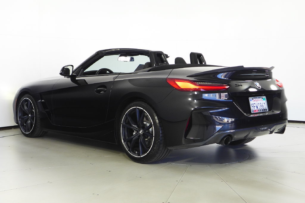 Used 2023 BMW Z4 sDrive30i w/ Driving Assistance Package RWD image 9