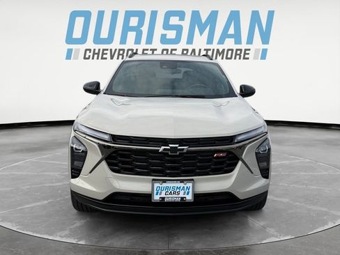 New 2026 Chevrolet Trax RS w/ Sunroof Package image 8