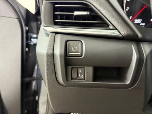 Used 2026 Cadillac CT4 V RWD image 30