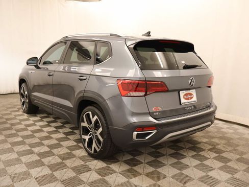 Used 2023 Volkswagen Taos SEL AWD/4WD image 3