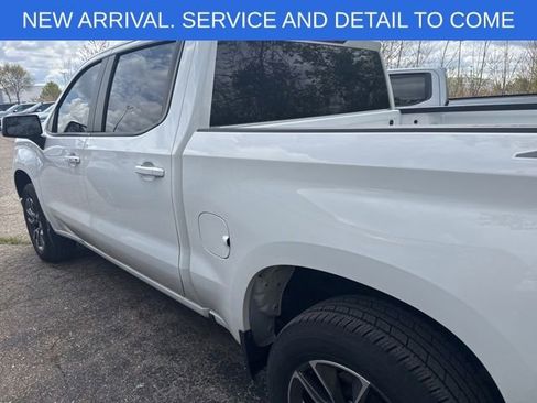 Used 2024 Chevrolet Silverado 1500 LT AWD/4WD image 6