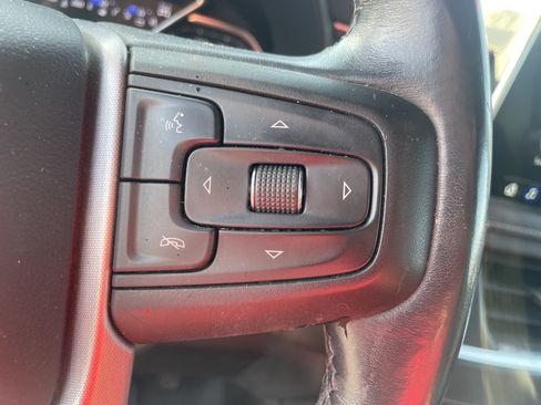 Used 2021 GMC Yukon SLT w/ SLT Luxury Package AWD/4WD image 17