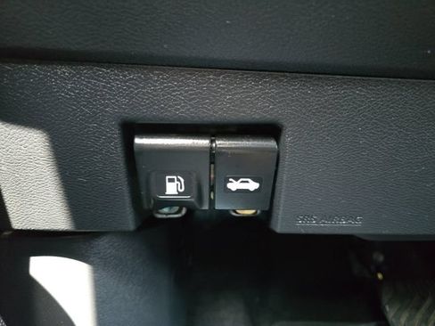 Used 2023 Nissan Kicks S FWD image 30