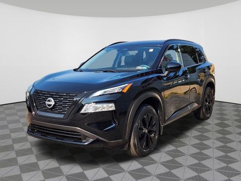 Certified 2023 Nissan Rogue SV w/ SV Premium B Package AWD/4WD image 2