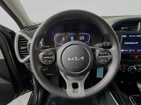 Used 2024 Kia Soul LX w/ Option Group 015 FWD image 18