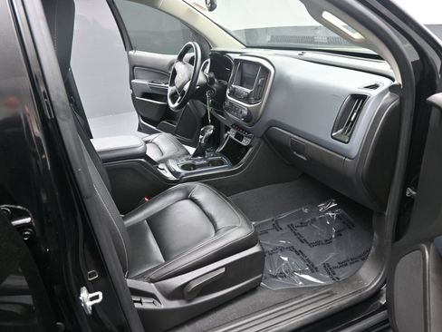 Used 2022 Chevrolet Colorado Z71 w/ Z71 Midnight Edition AWD/4WD image 20