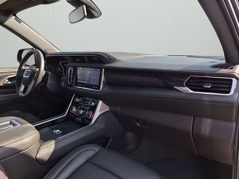 Used 2021 GMC Yukon Denali image 14