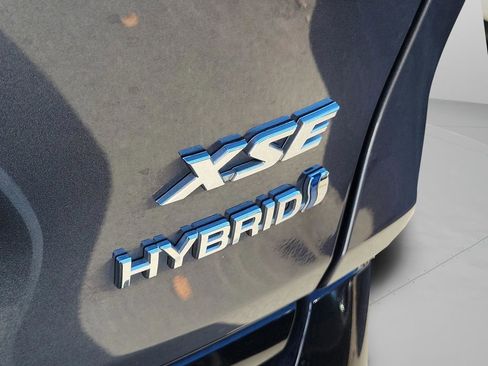 Used 2020 Toyota RAV4 XSE AWD/4WD image 13