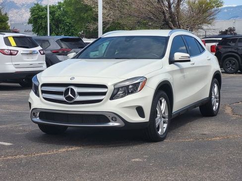 Used 2017 Mercedes-Benz GLA 250 image 2