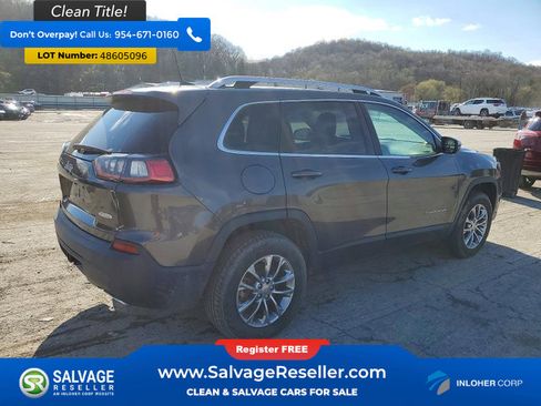 Used 2019 Jeep Cherokee Latitude Plus w/ Cold Weather Group image 4