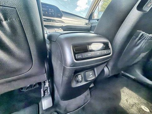 Used 2020 Hyundai Palisade SEL FWD image 20