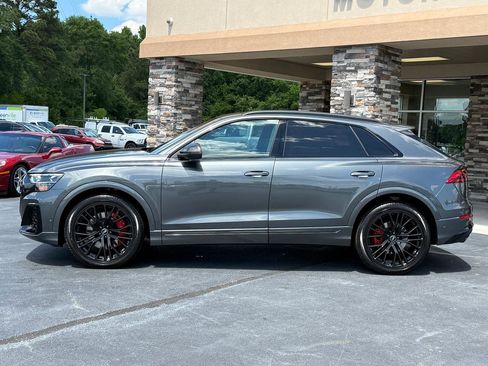 Used 2025 Audi SQ8 Prestige AWD/4WD image 2
