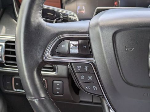 Used 2023 Lincoln Navigator Reserve AWD/4WD image 24