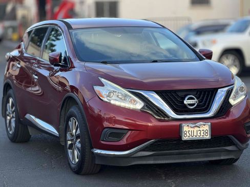 Used 2017 Nissan Murano S w/ Navigation Package FWD image 4