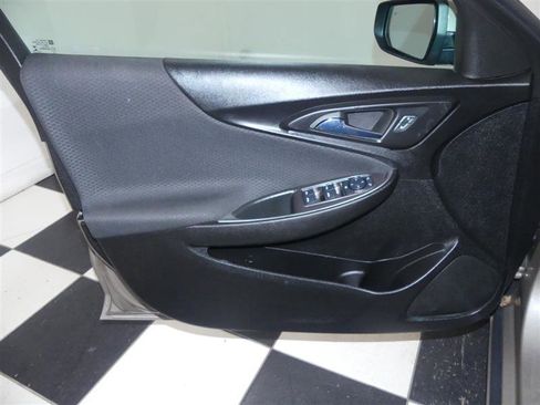 Used 2023 Chevrolet Malibu LT w/ Driver Confidence Package FWD image 24