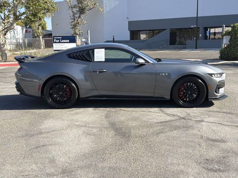 Used 2024 Ford Mustang GT Premium image 3