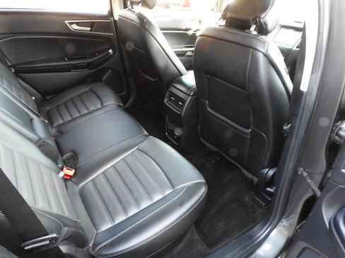 Used 2018 Ford Edge SEL w/ Equipment Group 201A image 8