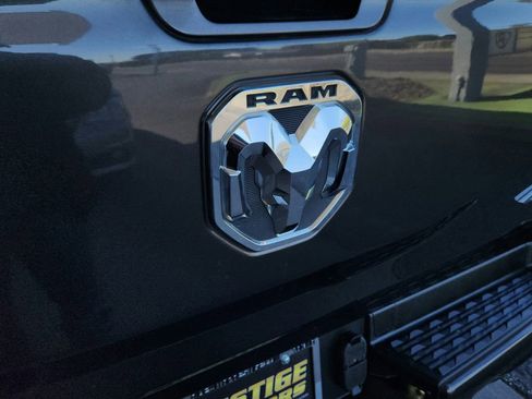 Used 2019 RAM 1500 Big Horn image 32