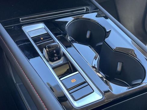 New 2026 Volkswagen Atlas Peak Edition AWD/4WD image 19